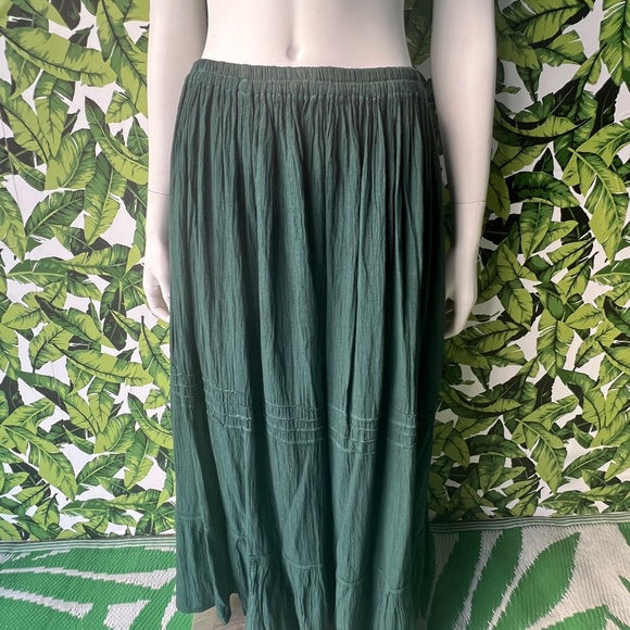 Green Maxi Skirt | One size fits most, 100% Organic Cotton, Hand-made - Picture 2 of 2